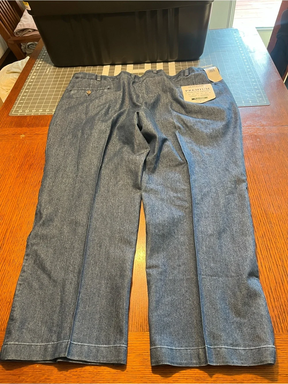 Haggar Men's Blue Denim Jeans - Classic Straight Fit 46x30